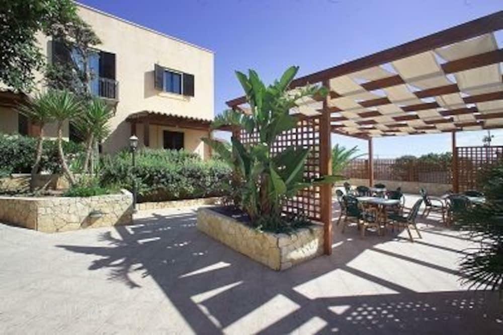 Oasis Hotel Residence Resort Λαμπεντούζα Εξωτερικό φωτογραφία